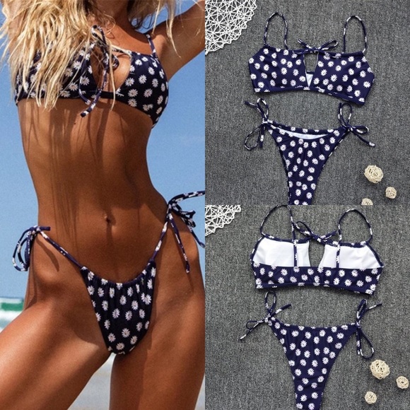 🌼Daisy Navy Bikini🌼 - Picture 1 of 4